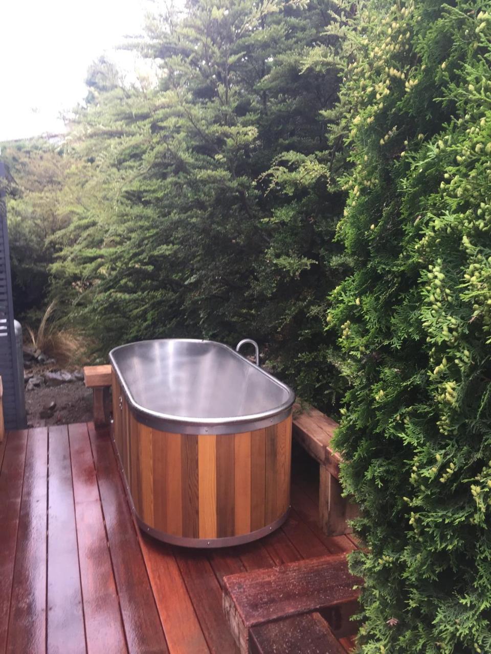 Black Beech House with Stunning Outdoor Bath Lake Tekapo Exterior foto